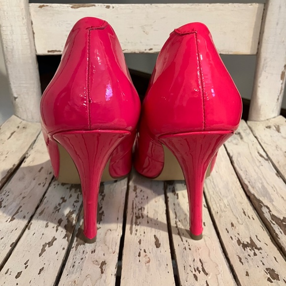 Steve Madden Size 9 Intrude HOT Pink Patent Leather Stiletto High Heel Shoes - Picture 4 of 9